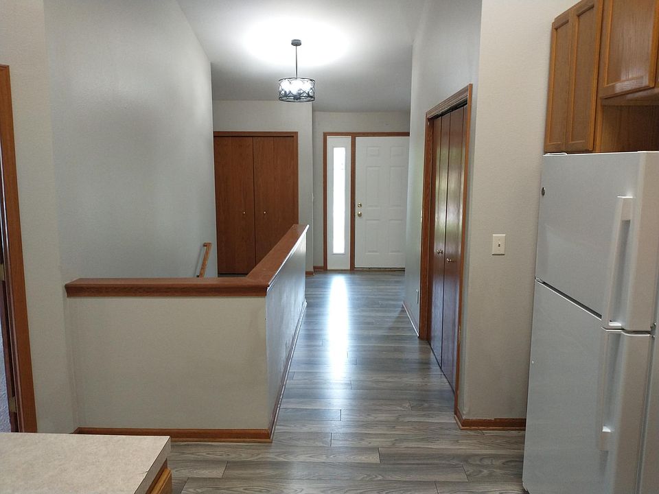 1st image of 1820 Village Ln