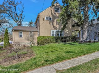 403 Scott Rd S, Clarks Summit, PA 18411