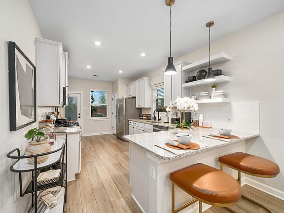 Fully loaded kitchen