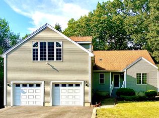 7 Redgate Rd, Attleboro, MA 02703