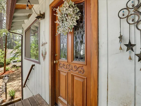 281 Glenbrook Dr, Grass Valley, CA 95945