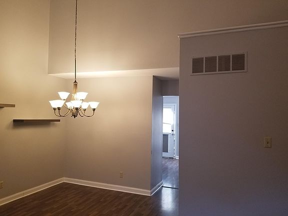 4th image of 760 Timbervalley Ct #A