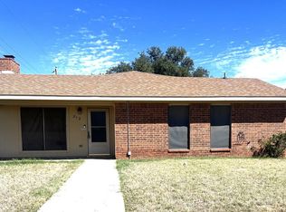 312 Woodcrest Dr, Midland, TX 79703