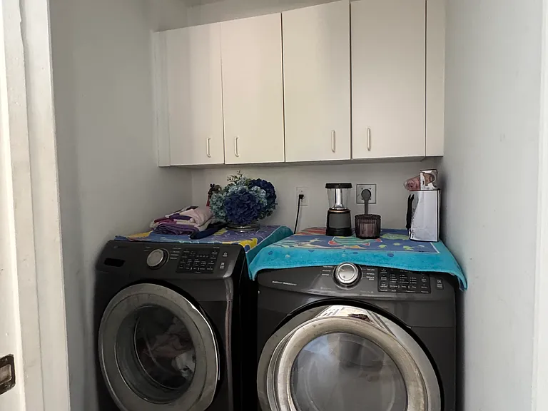 15621 SW 100th Ln — Photo 1