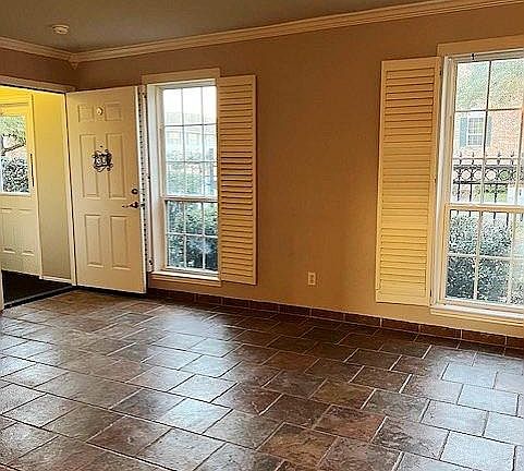 4th image of 6402 Del Monte Dr APT 30