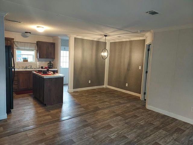 1st image of 23 Pepper Dr #23