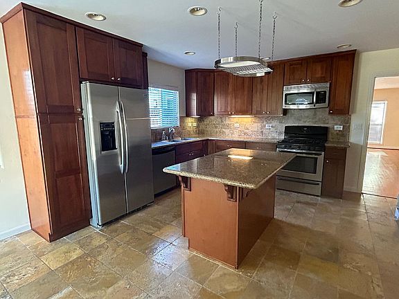 2nd image of 861 Curtner Ave