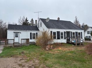 1008 W West Bay Road, Gouldsboro, ME 04607