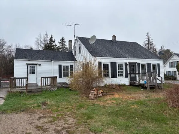 1008 W West Bay Road, Gouldsboro, ME 04607