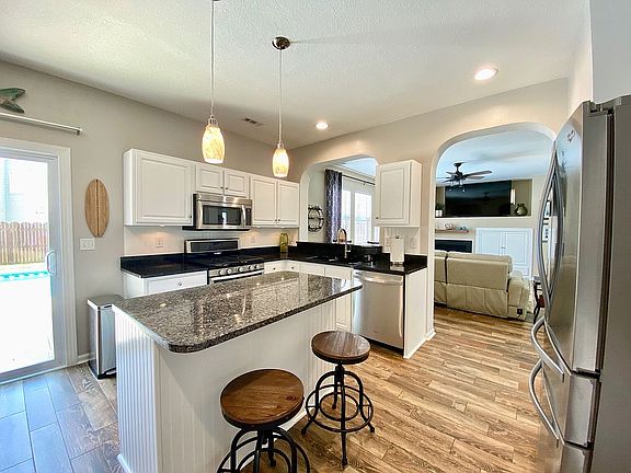 4th image of 3065 Beaden Dr