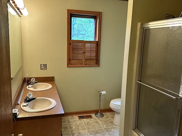 411 Sharing Ln — Photo 10