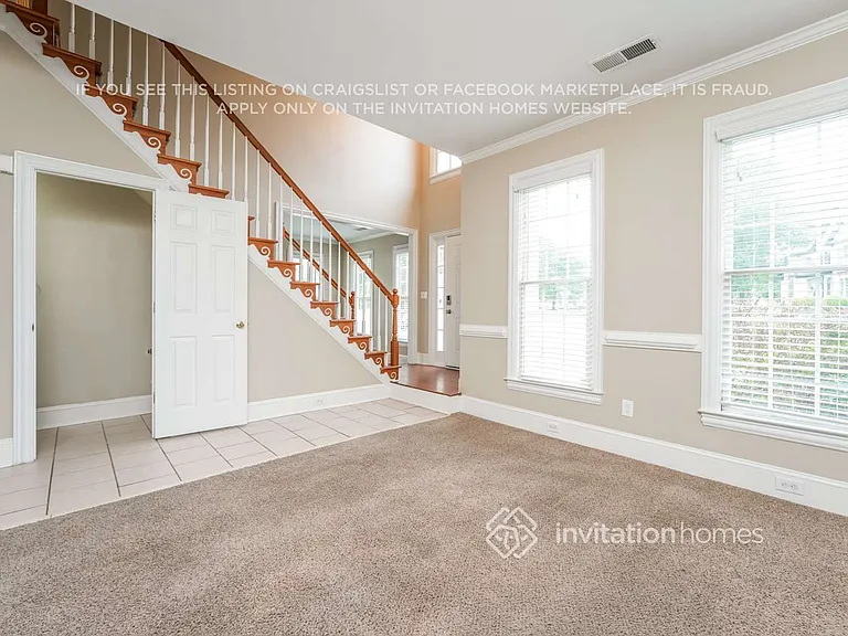 844 Biscayne Way — Photo 6