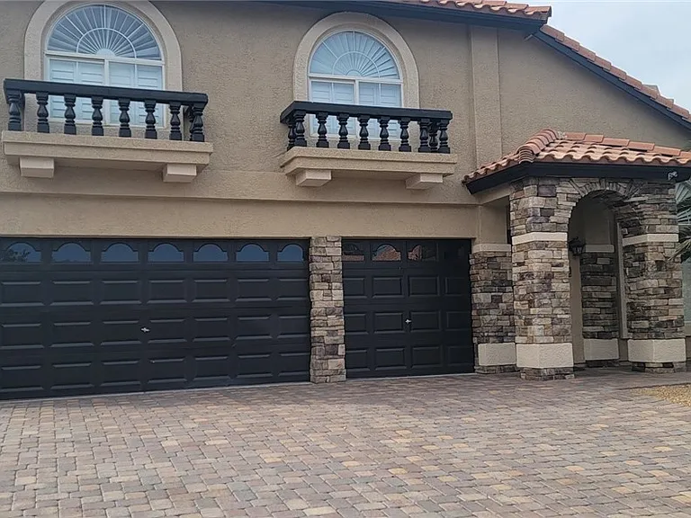 8201 Mountain Heather Ct — Photo 1