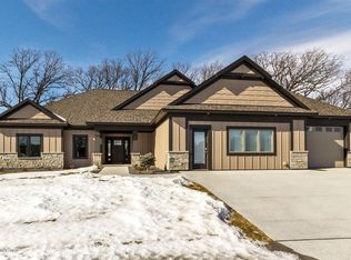 4203 Stone Crest Ln NE, Rochester, MN 55906
