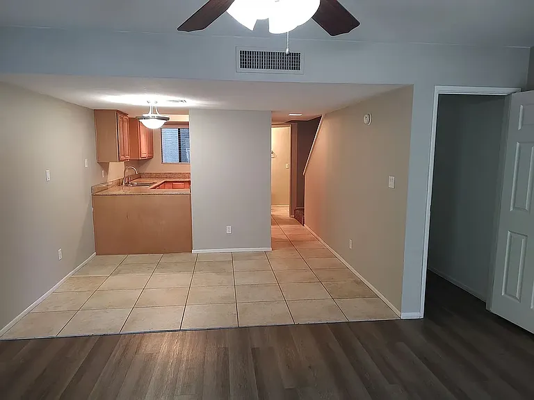 935 N Granite Reef Rd #32 — Photo 10