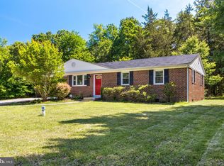 8325 Warren Dr, Pomfret, MD