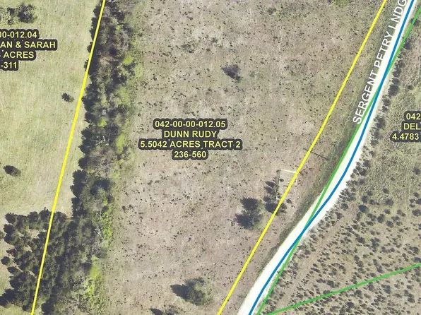 2 Sergent Petry Lndg #2, Falmouth, KY 41040