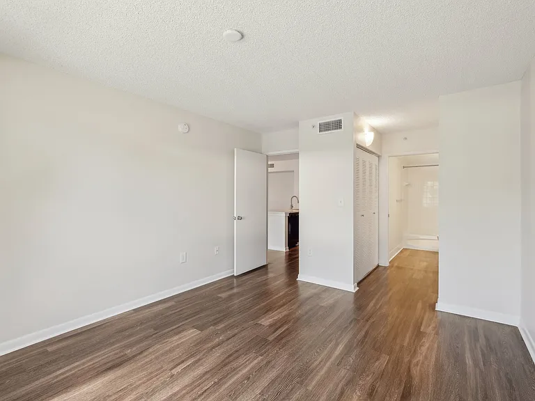 Coquina Cove Apartments — Photo 71