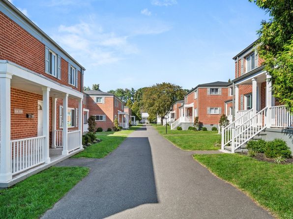 41 Wolfpit Ave APT 12B