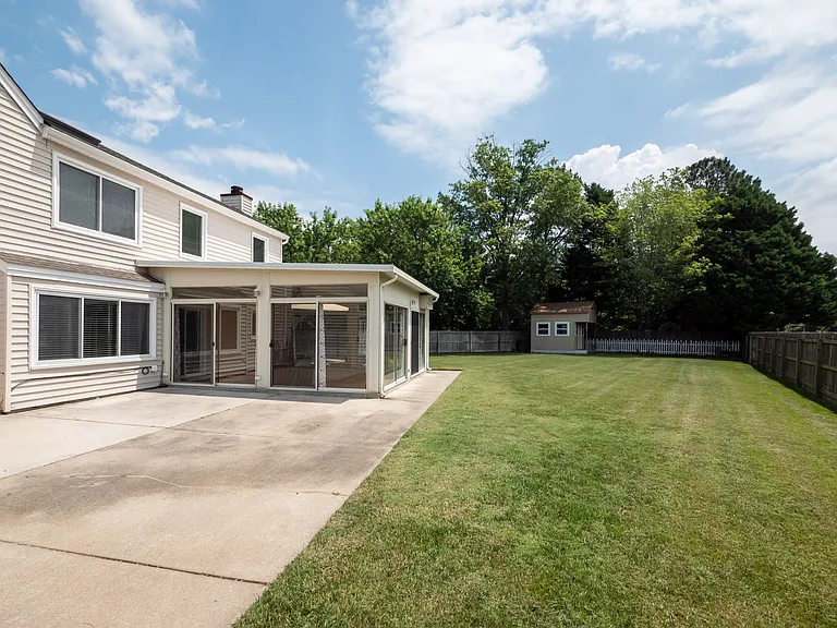 4501 Van Dyck Dr — Photo 16