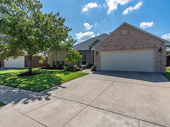 2nd image of 1310 Pegasus Dr