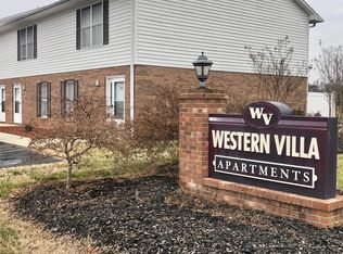 130 Western Villa Dr #114, Clemmons, NC 27012