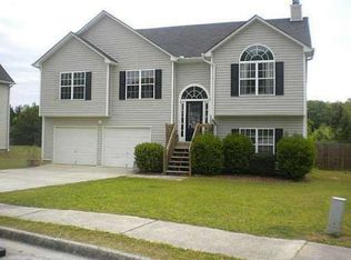 5695 Newburn Ct, Powder Springs, GA 30127