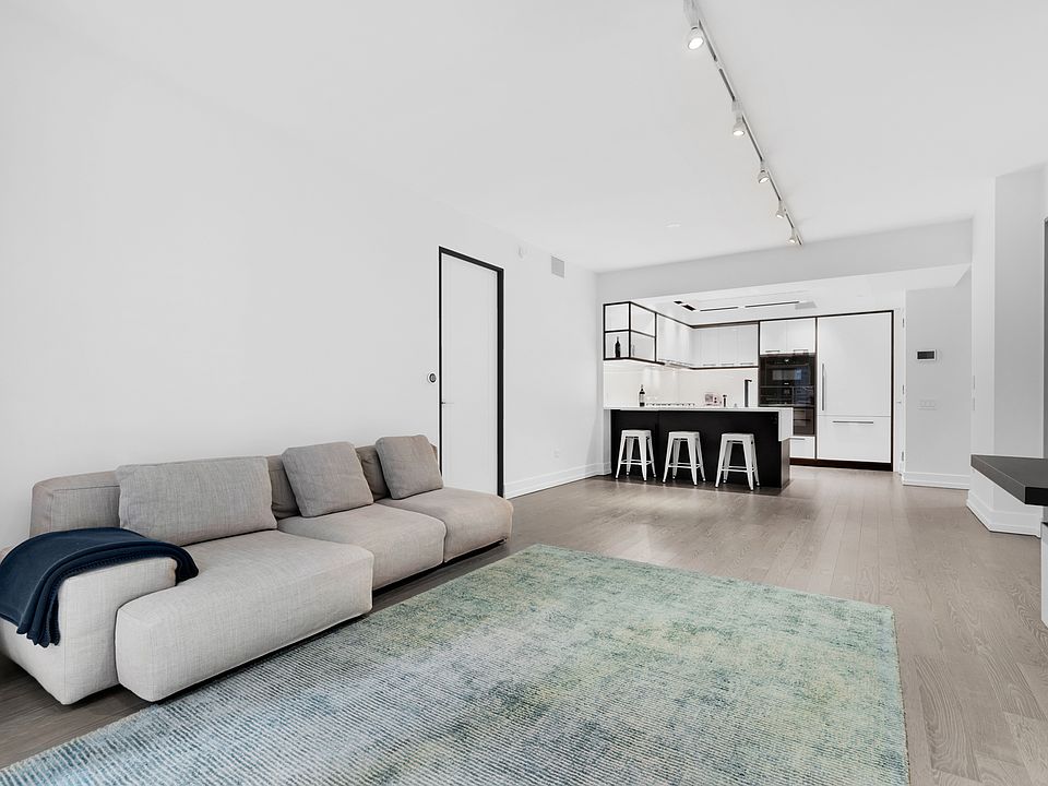 1st image of 70 Charlton St APT 11C