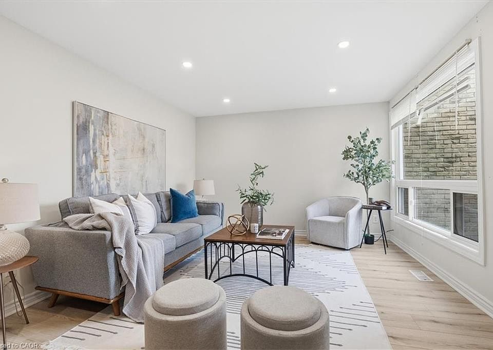 1st image of 415 Morgan Ave #5