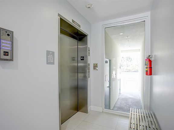 4th image of 6100 N Ocean Drive #2N