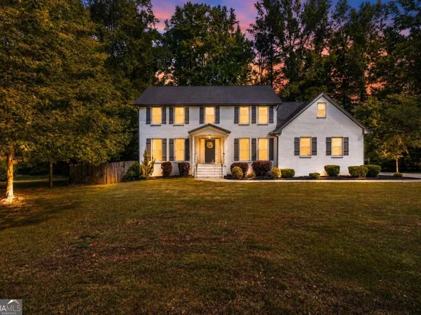 135 London Berry Ct, Tyrone, GA 30290