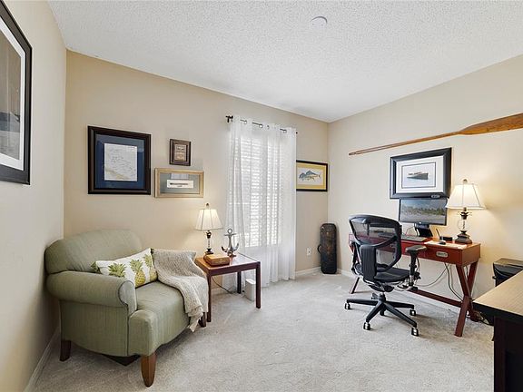 5th image of 504 WEXDON COURT