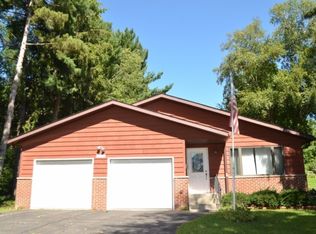 1502 Drewry Ln, Madison, WI 53704