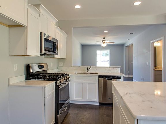 5th image of 520 Harpeth Park Dr
