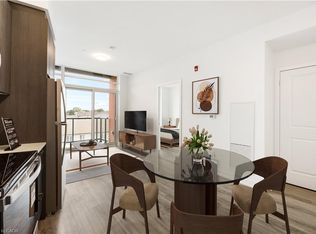 1010 Dundas St E #524, Whitby, ON L1N2K2