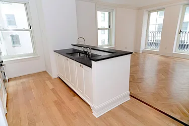 Rented by David H. Kim, LREB