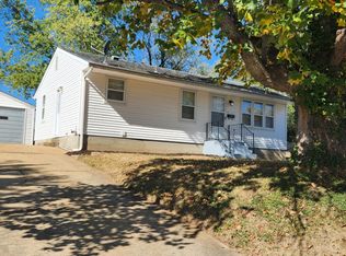 413 Koelling Ave, Union, MO 63084