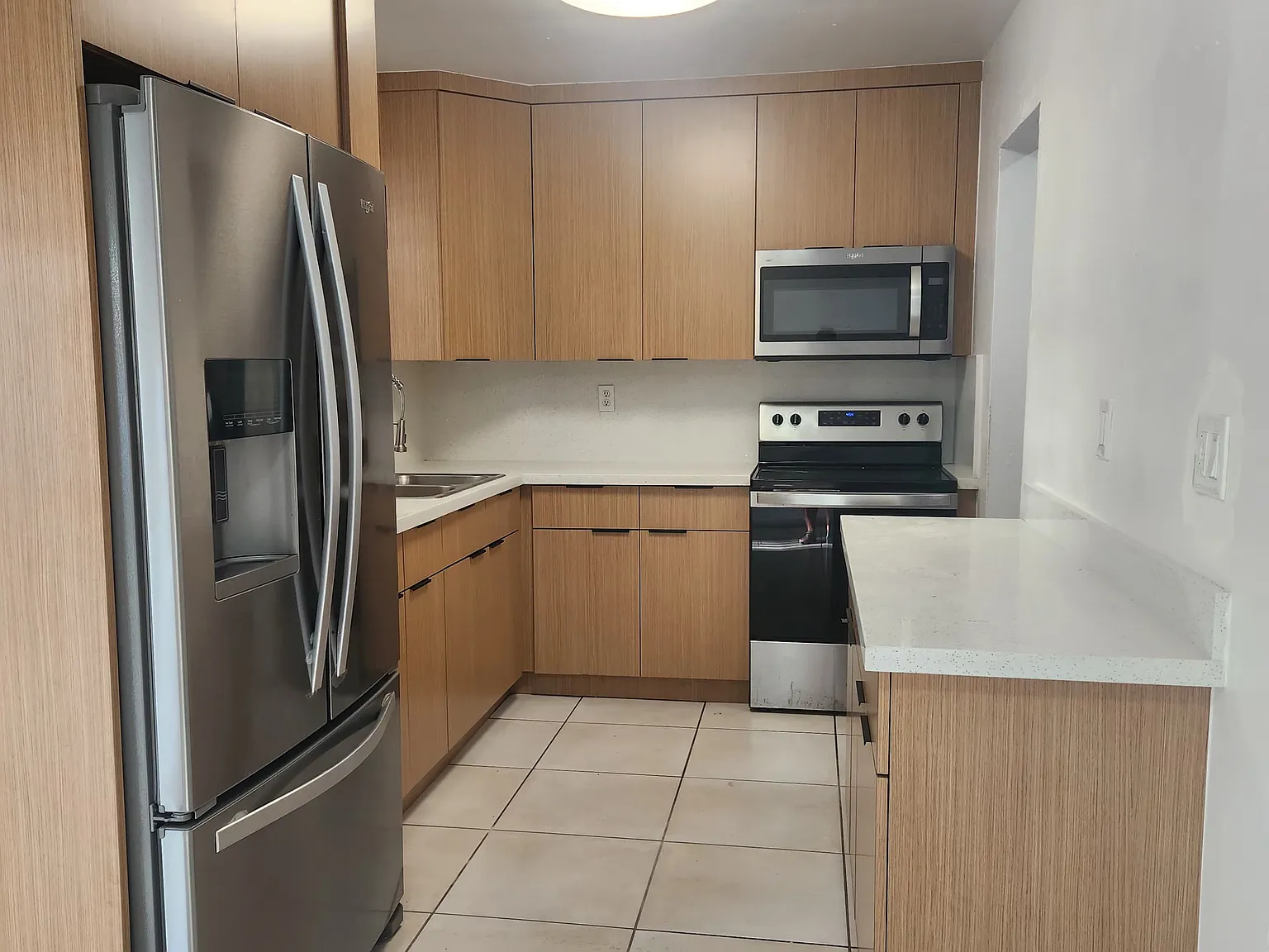 4 bed, 1500 sqft, $3,200 — Photo 3