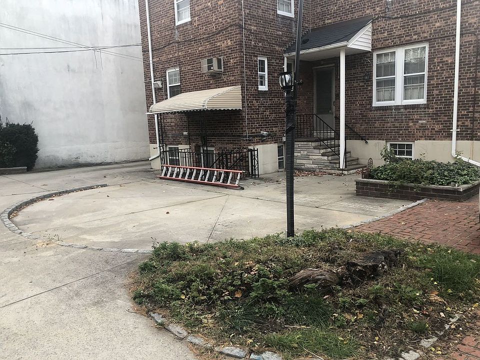 1st image of 2567 47th St