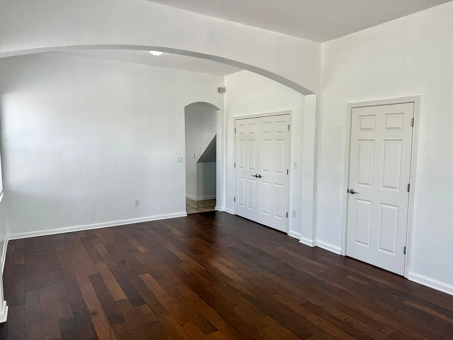 1808 E. Columbus Drive — Photo 4