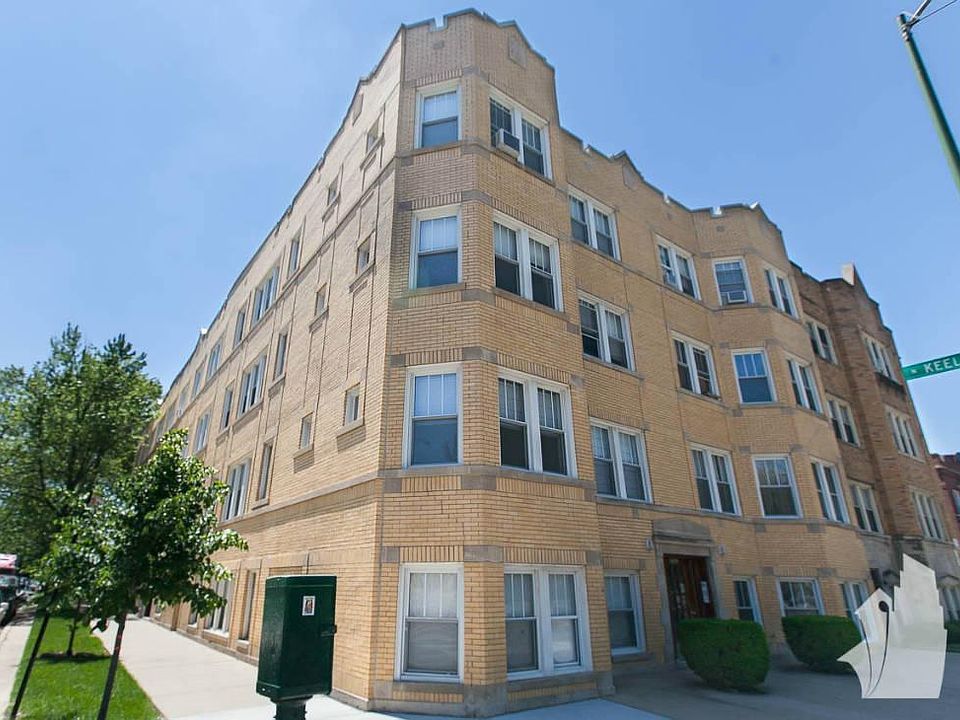 1st image of 3554 N Keeler Ave #Garden