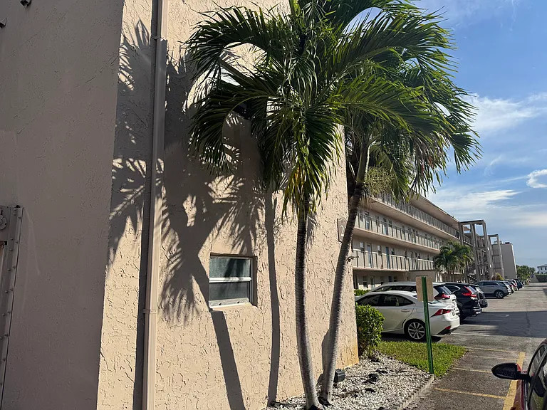 725 Lori Dr #107 — Photo 3
