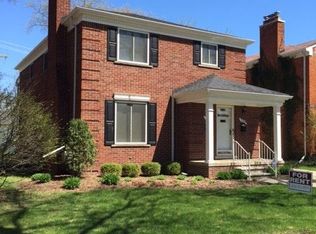 208 Catalpa Dr, Royal Oak, MI 48067