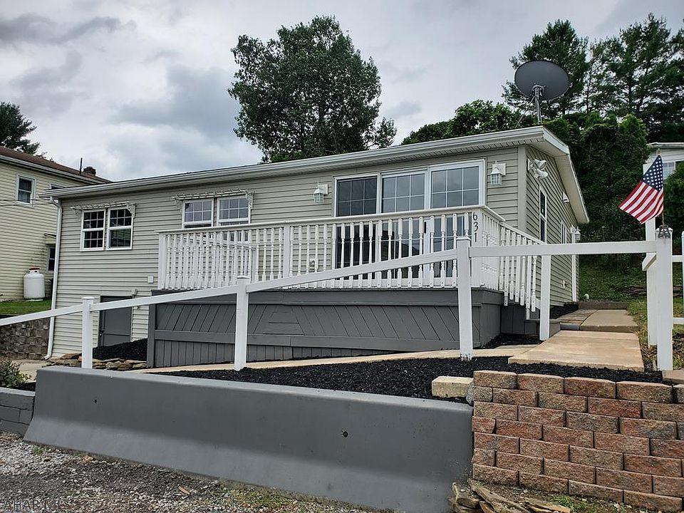 1st image of 631 Laura St