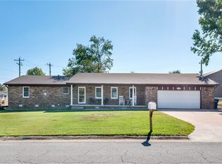 1310 W Twin Springs St, Siloam Springs, AR 72761