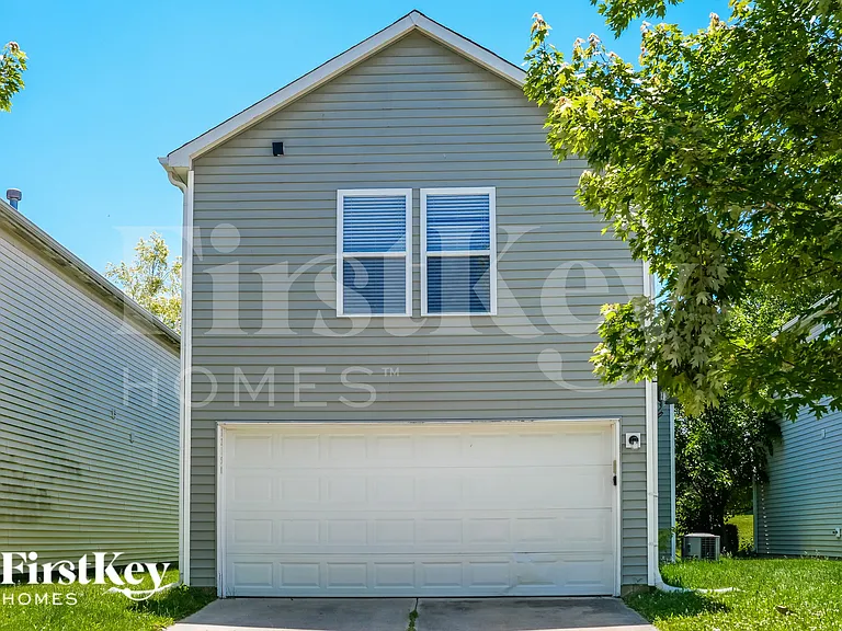12158 E 141st St — Photo 18