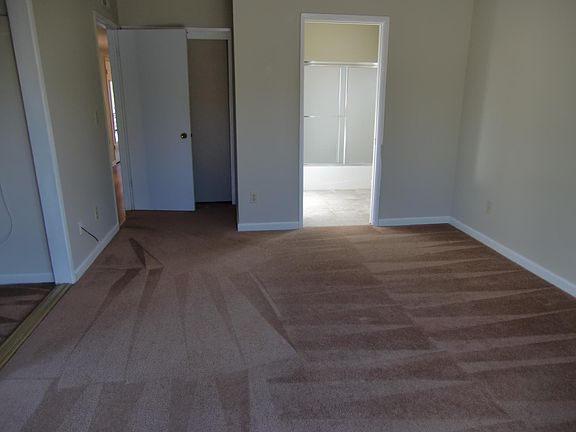 4th image of 836 Viva Ct