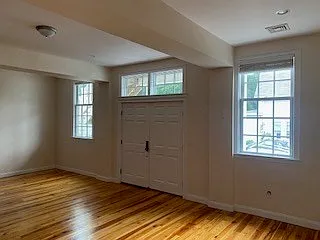 457 Washington St #2 — Photo 2