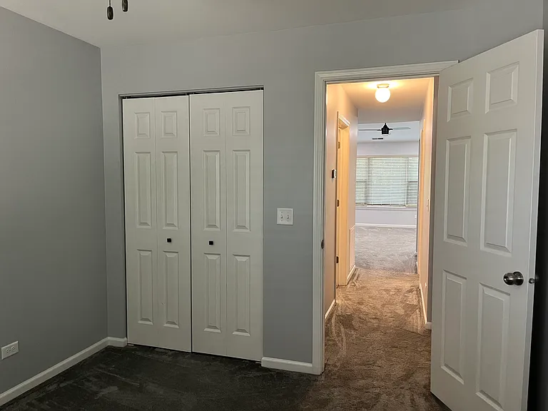 1244 N Red Oak Cir #3 — Photo 2