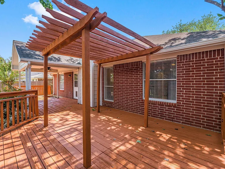 351 Fantasy Ln — Photo 31